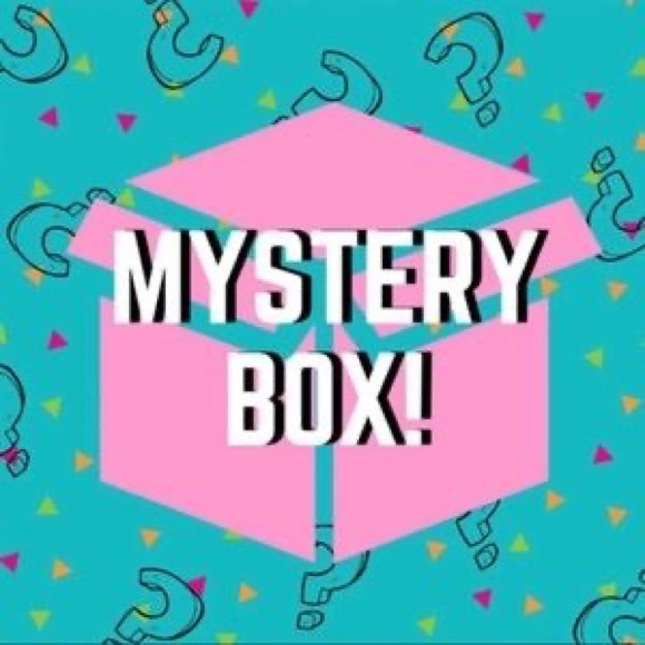 15 item clothing mystery box designer womens tops pants skirts sweaters tanks - Picture 2 of 2